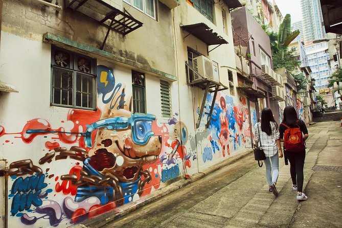 Private & Personalized Hong Kong Street Art Tour with a Local - Hollywood Road Murals: The Woman-Face You’ll Recognize