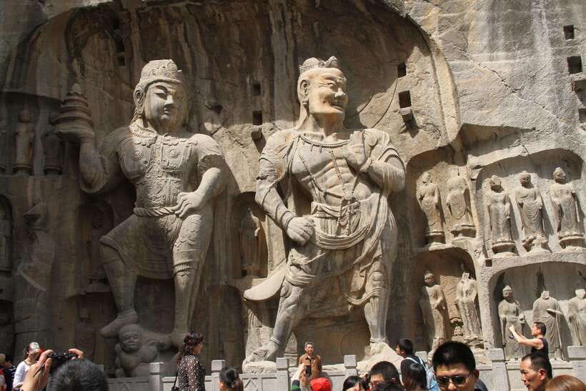 Private Tour: Longmen Grottoes, Shaolin Temple & Kungfu Show - A smooth private day linking Longmen Grottoes and Shaolin Temple