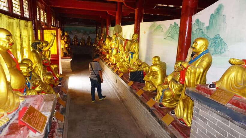 Private Tour: Longmen Grottoes, Shaolin Temple & Kungfu Show - Price and value: is $158 fair for what you get?