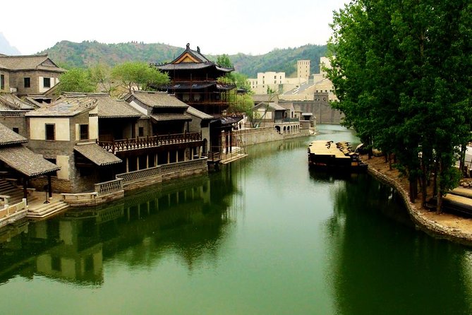 Private Tour to Gubei Water Town and Simatai Great Wall with Cable Car and Lunch - Door-to-door comfort: the Beijing pickup that saves your morning