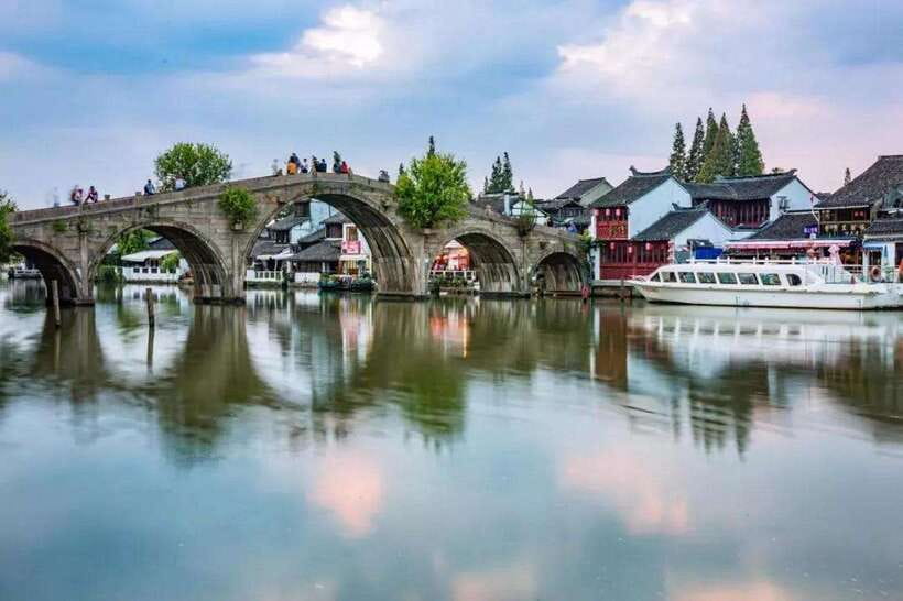 Private Tour:Zhujiajiao Water Town by German-Speaking Guide - Should you book this Zhujiajiao Water Town private tour?