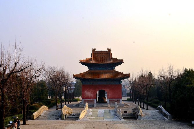 Private Transfer: Badaling Great Wall & Ming Tombs with VIP Pass - Cable car decision points and how to avoid walking fatigue