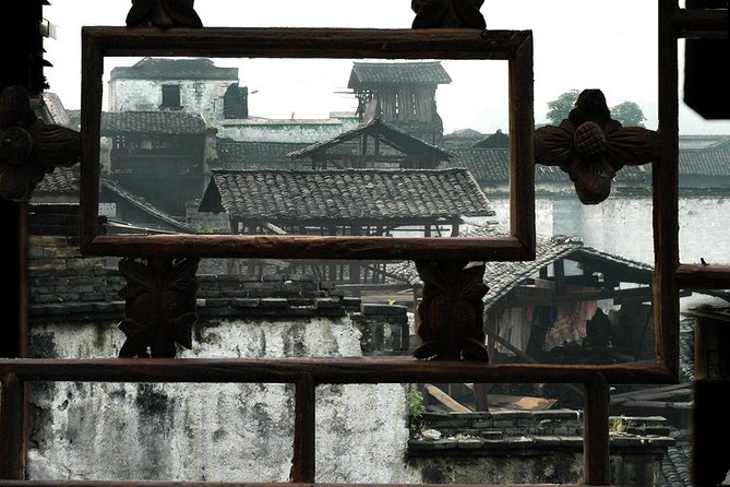Private Transfer from Fenghuang to Guilin and stops at Hongjiang - A Private Car That Actually Fits Your Day Between Fenghuang and Guilin