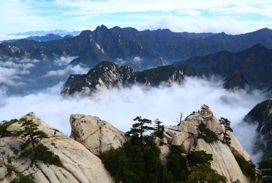 Private Xian Mt. Huashan Adventure Tour: Explore in Your Own - What to bring, and what to expect on your feet