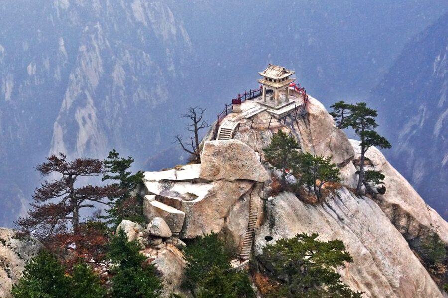 Private Xian Mt. Huashan Adventure Tour: Explore in Your Own - Sunset views at Huashan: worth planning for, not worth rushing