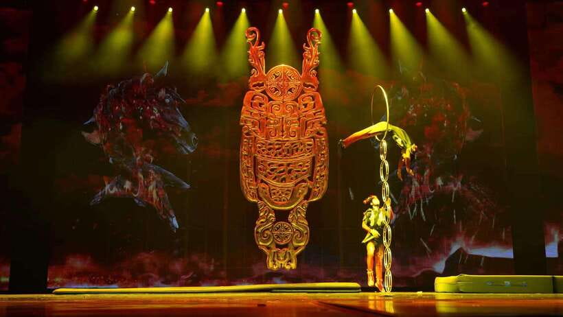 Red Theatre Beijing Acrobatic Show Tickets - Timing that works, and how to avoid being late
