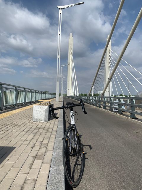 Riverside Cycling With A Native - Why This 20 km Riverside Ride Feels Like a Reset