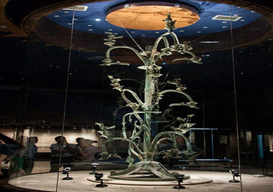 Sanxingdui Museum Small Group Tour with Optional Panda Base - Key Points at a Glance