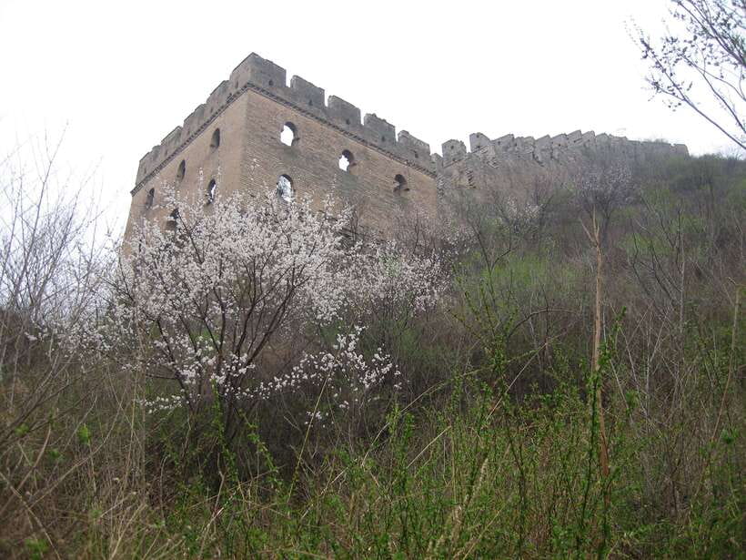 Self-guided challenging hiking from Jinshanling to Gubeikou - What to pack for a stair-heavy wall day