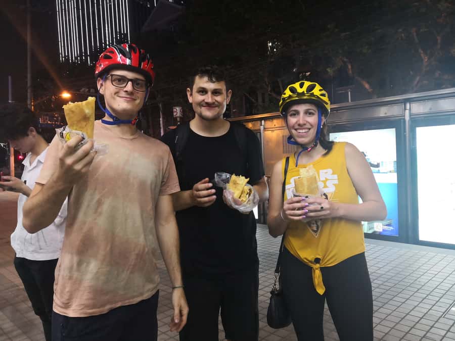 Shanghai: 4-Hour Nightlife Adventure & Tasting Bike Tour - Yu Garden night market, for that snack-and-stroll Shanghai feel