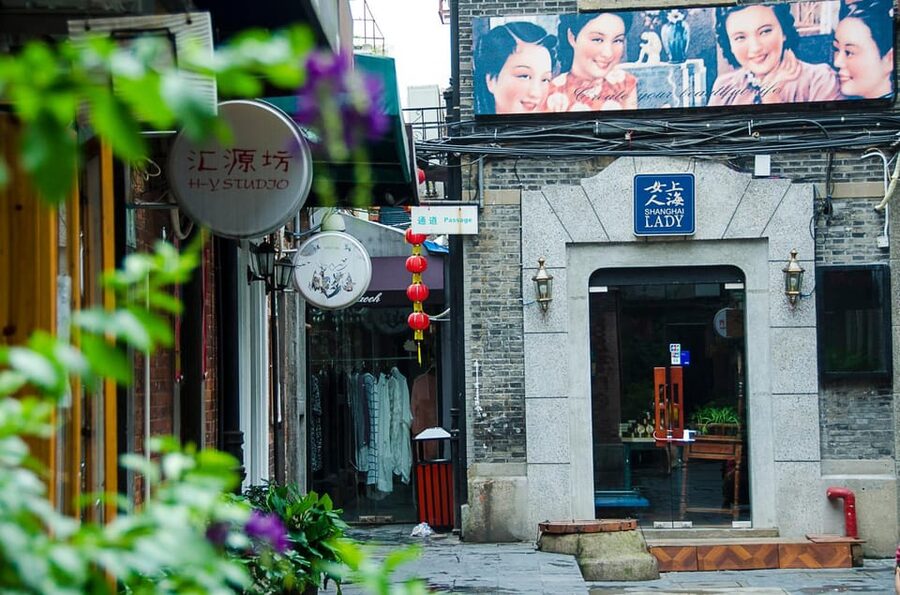 Shanghai: 4-Hour Private Customizable City Tour - Old Town Bazaar and Qing-Era Lanes: Shopping With a Cultural Backbone