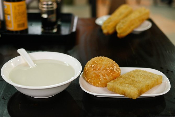 Shanghai Breakfast Walking Tour of Former French Concession - Meeting Point and the 9am Start, How to Make It Smooth
