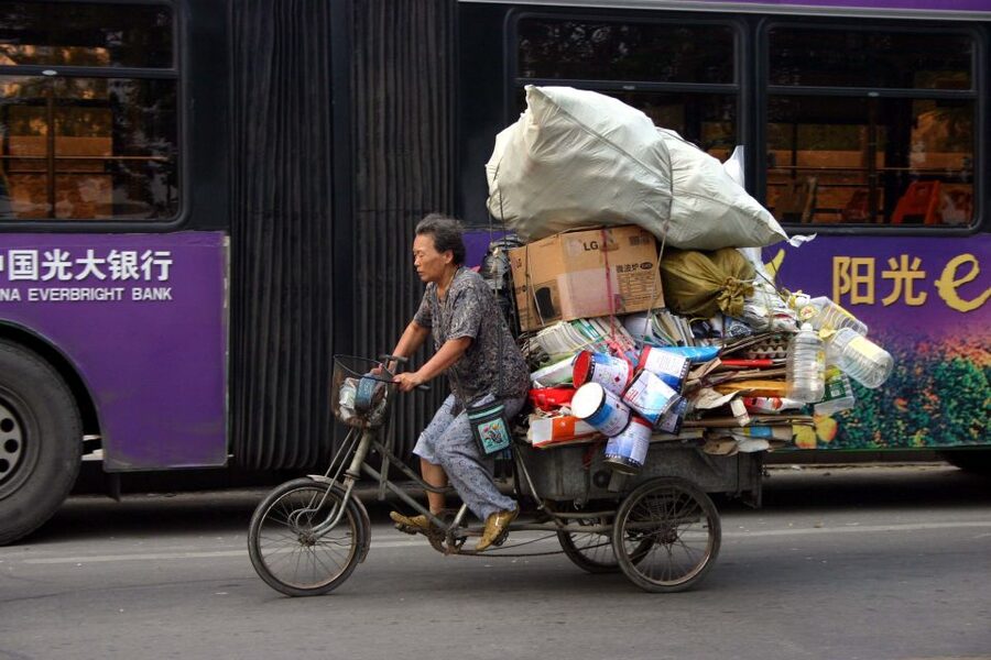 Shanghai: Full Day Classic Bike Tour With an Authentic Lunch - A 7-hour Classic Loop That Gives You Shanghai Bearings Fast