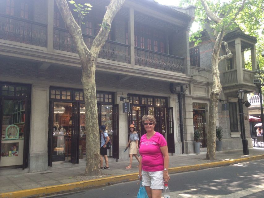 Shanghai: Guided Bicycle Tour - Street food stalls and antique shops: where stories meet cravings