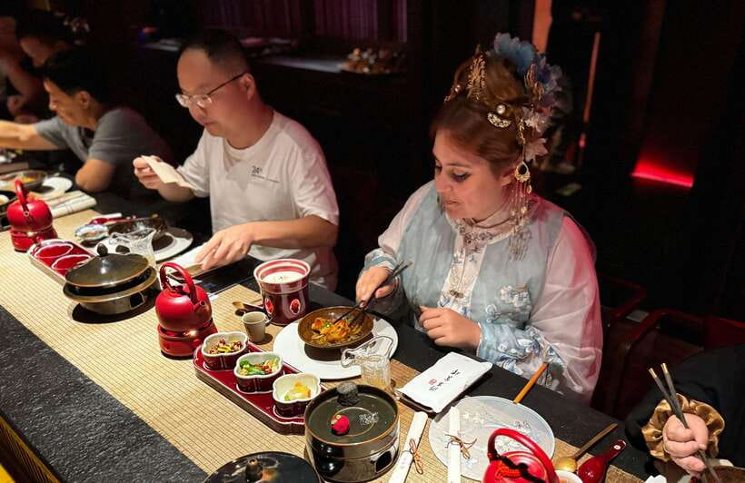 Shanghai Guided Royal Banquet Photo (Incl) with Massage Opt - Price and Value: The $20 Fee vs. the Full Banquet