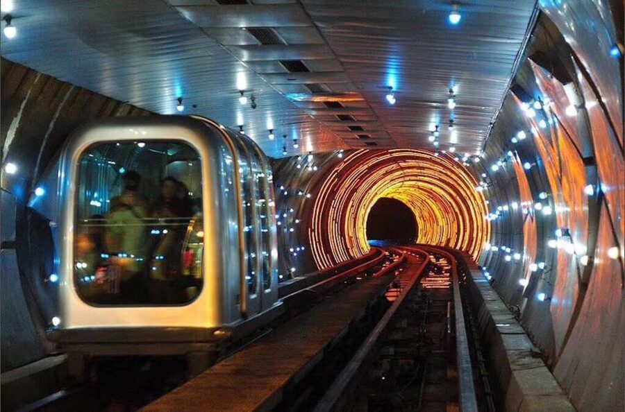 Shanghai: Hop-on Hop-off Bus Ticket and Optional Attractions - Blue Route to Pudong: Oriental Pearl and the skyline you can’t miss