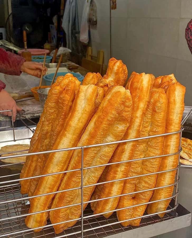 Shanghai Local Food Taste in former French Concession - The street-food lineup: what you will eat, and what to notice