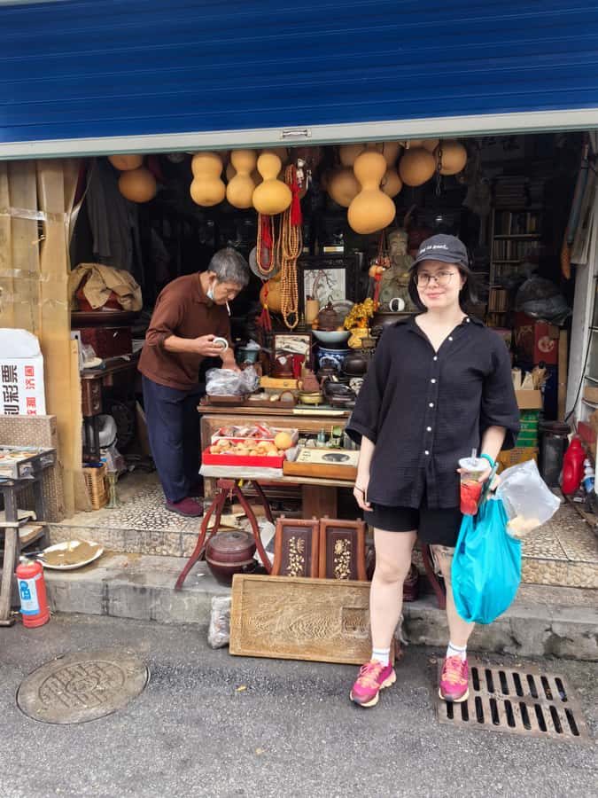 Shanghai Must-See and Foodie Test Bike Tour( Day & Night) - Why this Shanghai bike loop works so well in 4 hours