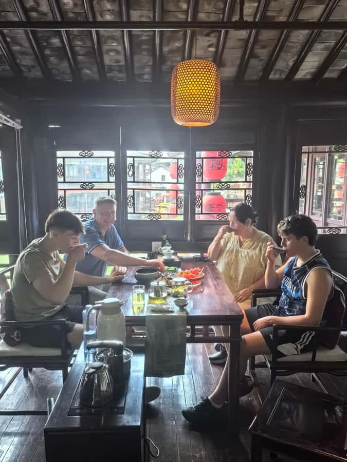 Shanghai Must-See and Foodie Test Bike Tour( Day & Night) - Food stops and snack tastings that actually make sense