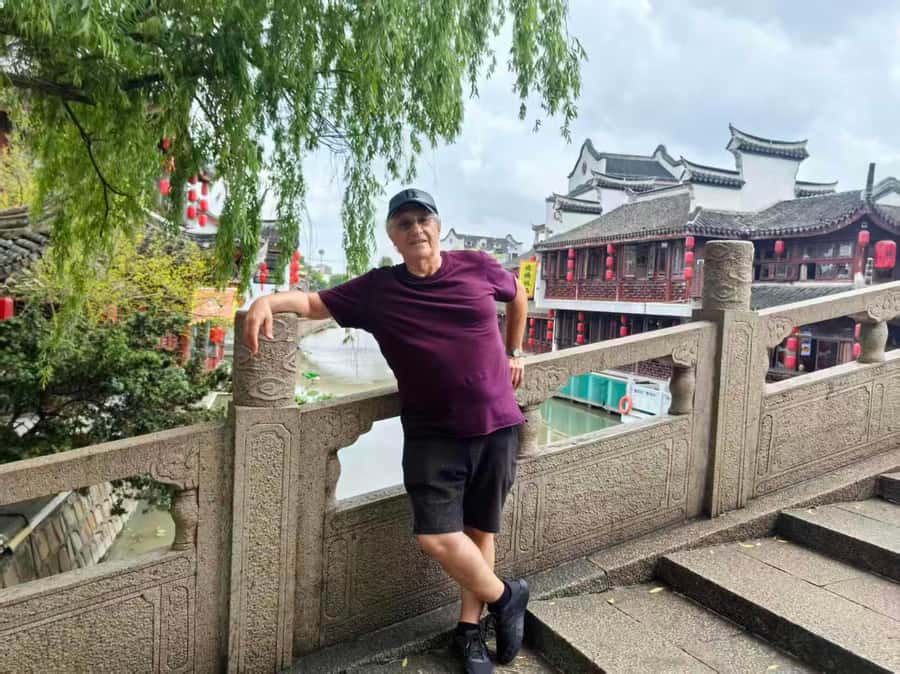 Shanghai Must-See and Foodie Test Bike Tour( Day & Night) - Meeting point in Hongkou: what to know before you roll