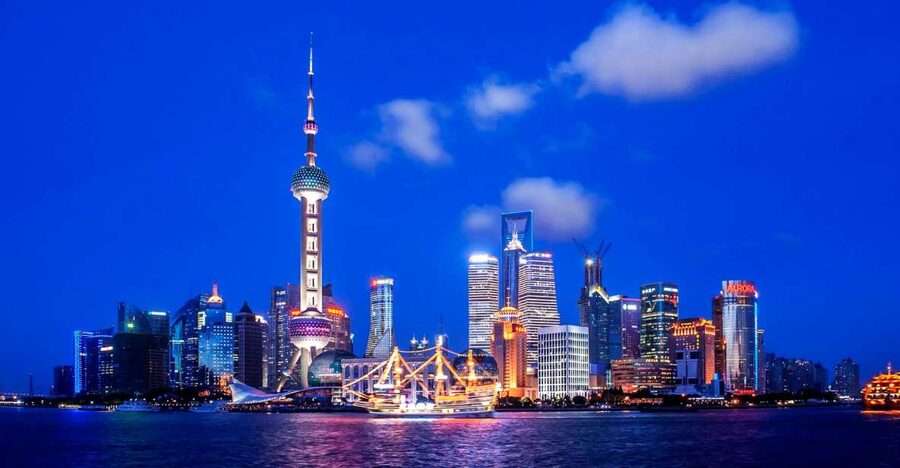 Shanghai: Night River Cruise Tour with Xinjiang Style Dining - Key Points Before You Go