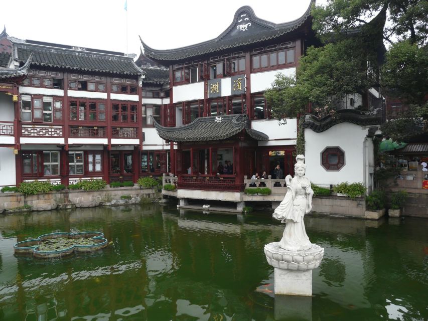 Shanghai: Private Walking Tour with a Local - Meeting Your Lokafy: Pickup Options That Save Time