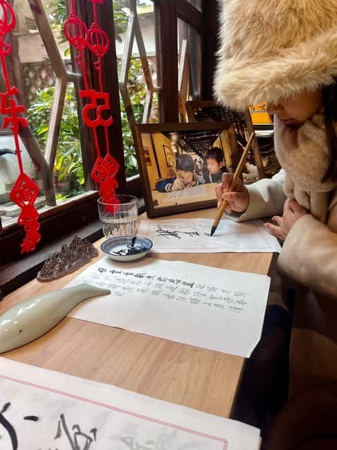 Shanghai: Zhujiajiao Water Town with Calligraphy Experience - Walking the old streets and crossing Fangsheng Bridge