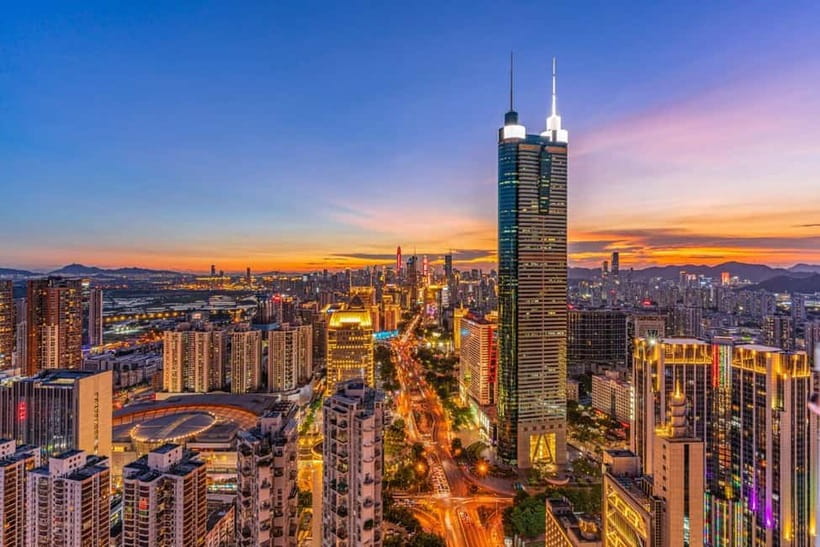 Shenzhen：8h City Walk & Future Experience Highlights Trip - Diwang Building and the financial district: seeing scale up close