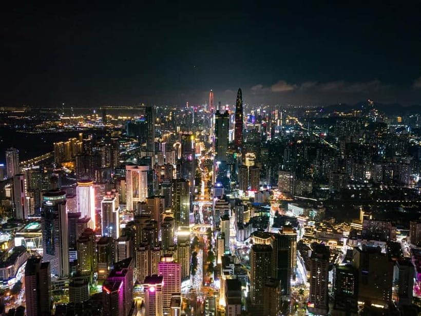 Shenzhen：8h City Walk & Future Experience Highlights Trip - Shennan Avenue: Shenzhen’s long urban artery from east to west