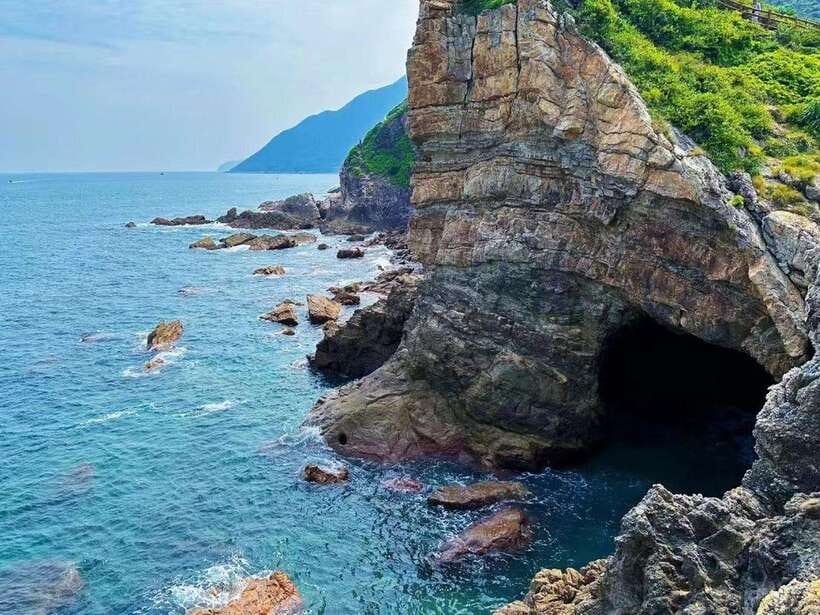 Shenzhen: Dapeng Peninsula Day Tour with Hotel Pickup - Price and value: is $252 worth it?