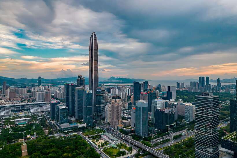 ShenZhen: Tallest Building with Luxury Meal on Highest Floor - Ping An Finance Center: The Shenzhen Tower With Serious Scale