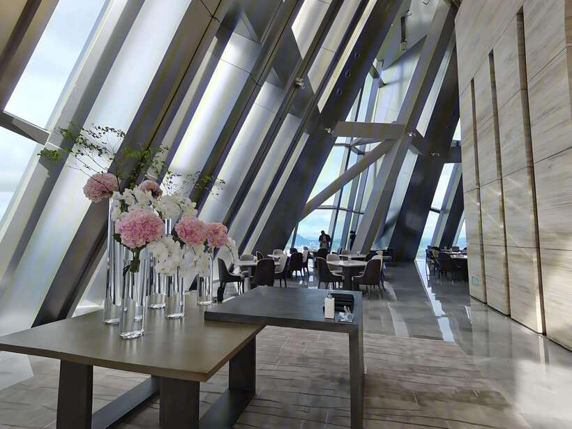ShenZhen: Tallest Building with Luxury Meal on Highest Floor - How The Two Hours Actually Feels On Arrival