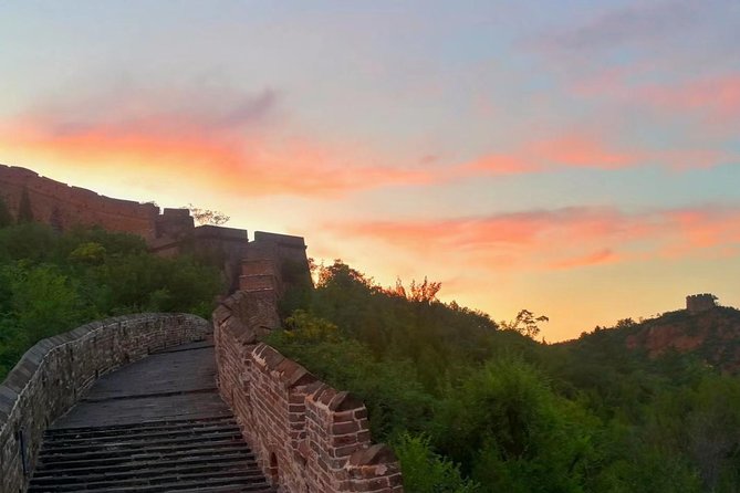 Small-Group 1-day Jinshanling Great Wall 6km Hiking tour - Getting there smoothly: the 08:00 pickup and return