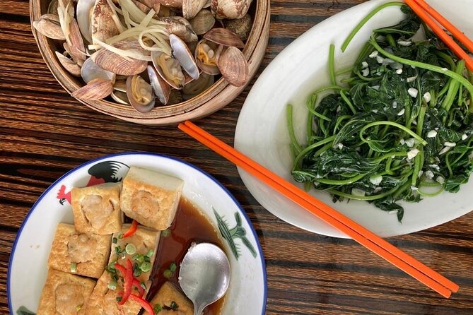 Small Group Hiking Day Tour to Lai Chi Wo - Lunch in the middle of nature, with seasonal seafood