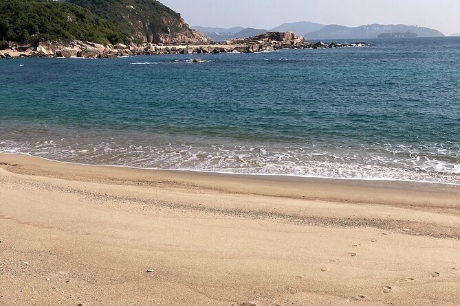 Small Group Hiking Day Tour to Lamma Island Hong Kong - Why Lamma Island Feels Like Hong Kong’s Slower Side