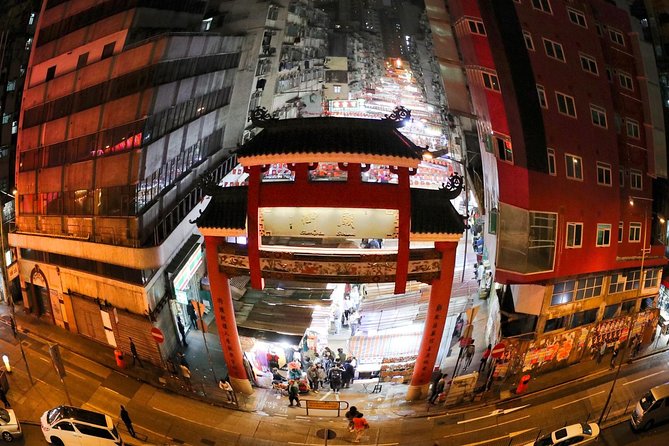 Small-Group Tour: Hong Kong Local Markets Hopper [PROMOTION] - Fa Yuen Street Market: bargain shopping that feels genuinely local
