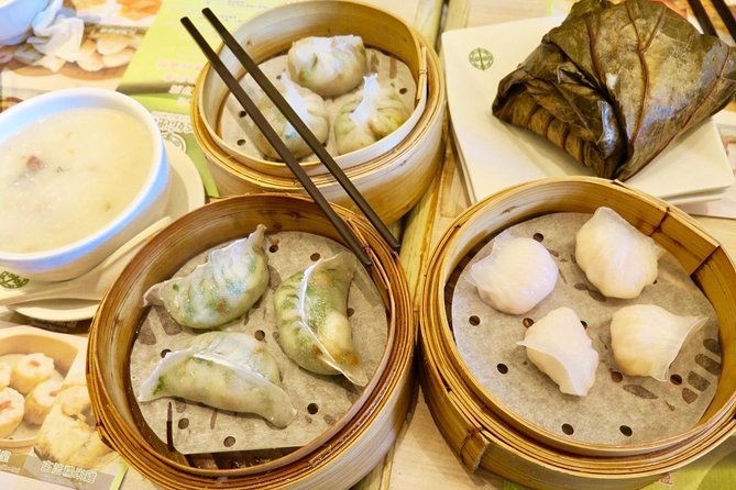 Small-Group Tour: The best bites of Mongkok - Stop 1: Dim sum at a Michelin star restaurant