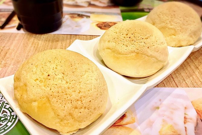 Small-Group Tour: The best bites of Mongkok - Stop 2: Wet markets for a quick blast to the past