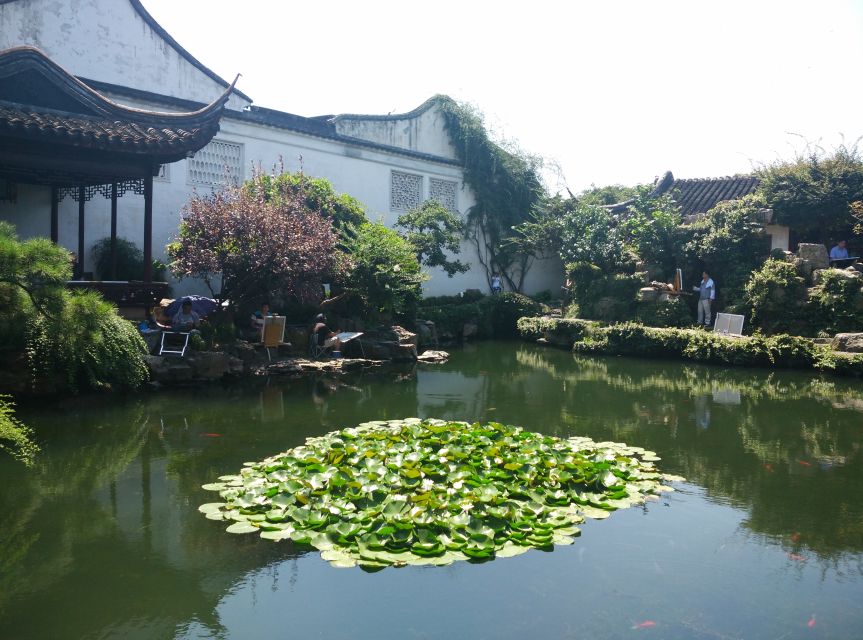 Su Zhou and Zhou Zhuang Water Village Day Tour - Zhouzhuang water village, a canal town built for slow looking
