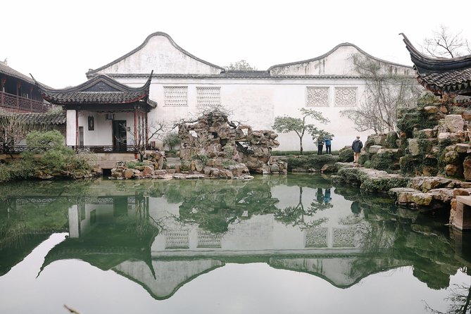 Suzhou and Zhouzhuang Water Village Day Trip from Shanghai - The Chinese-style gondola ride: the tour’s best “wow” tool