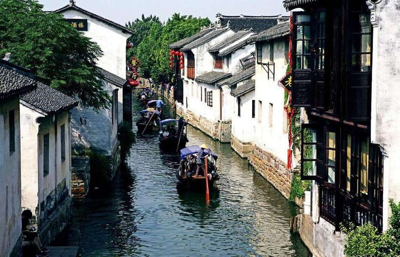 Suzhouand Zhouzhuang Private Guided Day Trip from Shanghai - Gondola Time on Zhouzhuang’s Canals, and the Boat Ride Reality