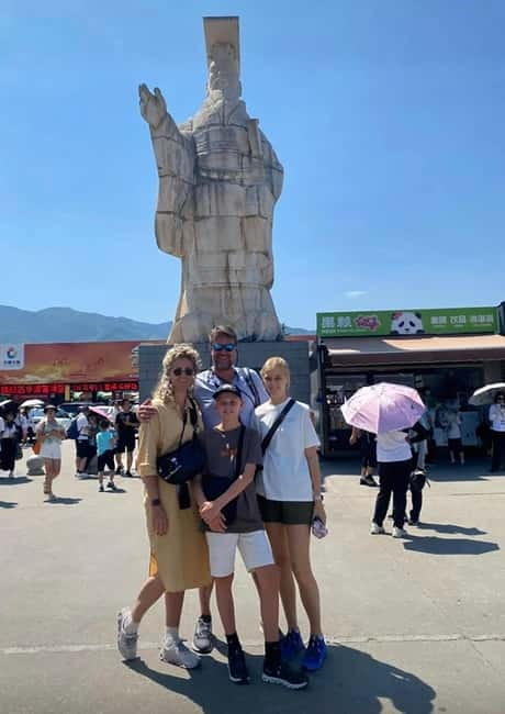 Terracotta Army Day Tour from Xi'an-Tickets&Flexible Pickup - Photo spots, crowds, and why a guide saves time twice
