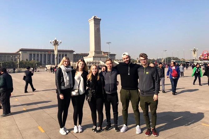 Tiananmen Square Tour - Stop 2: Tiananmen Square in 30 minutes, with the right landmarks