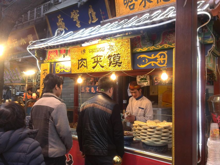 Top 3 Xian Sites to Terracotta Army & Dinner Show w/ Options - Xi’an City Wall ramparts: walking views, optional biking fun