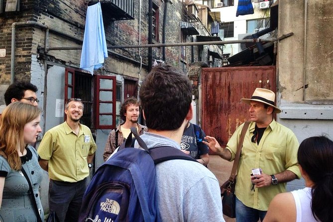 Tour of Jewish Shanghai led by a Jewish History Expert - Meeting on the Bund: the Peace Hotel start sets the tone