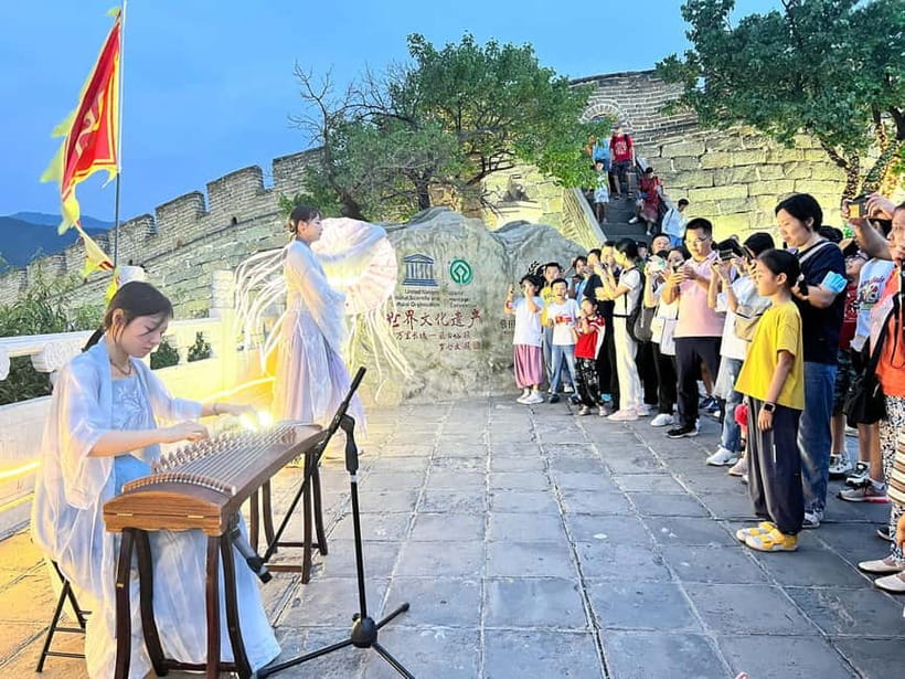 Twilight Glow at Mutianyu Great Wall Evening Bus Tour+Ticket - Mutianyu Arrival and Orientation: Your 3.5-Hour Window