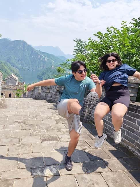 Water-Great Wall Odyssey: Hike & Cruise One Day Tour - Your 5 hours at Huanghuacheng: hiking without the head-count pressure