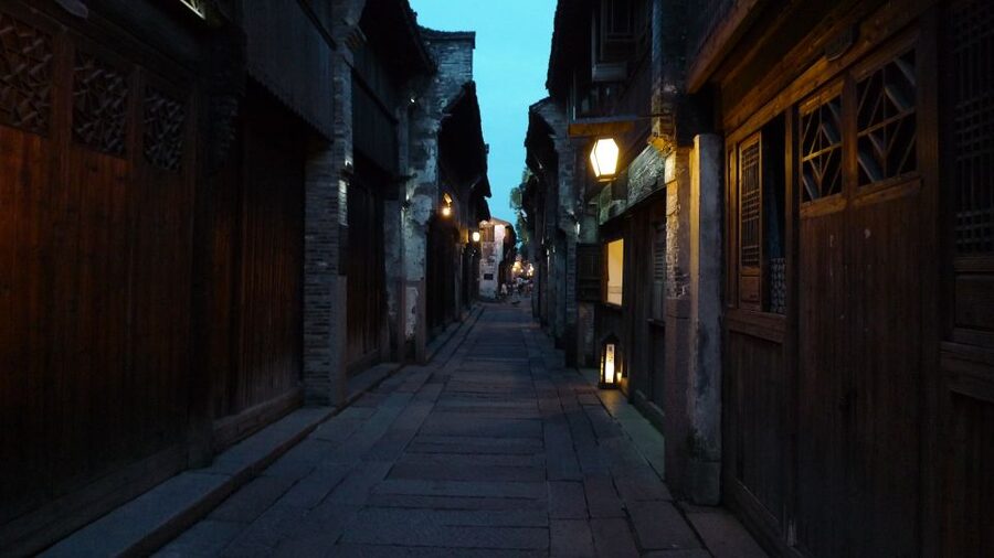 Wuzhen Private Full-Day Tour from Shanghai - Why Wuzhen feels calmer than the typical water-town day