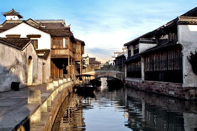Wuzhen Water Town Private Day Tour from Hangzhou - Practical tips before you go (so you’re not stuck in the crowd)