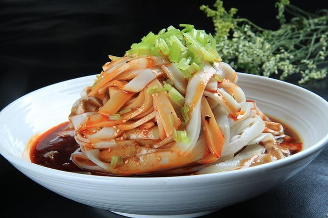 Xi'an Gourmet Walking Tour at Night - Bell Tower views, then Drum Tower and the shift toward Muslim Street
